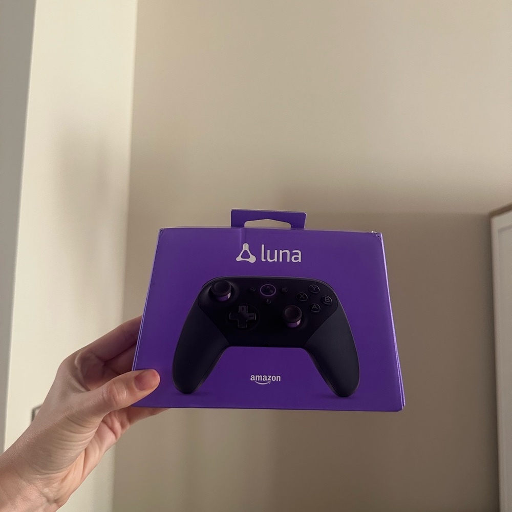 Amazon Luna Controller Box in Purple